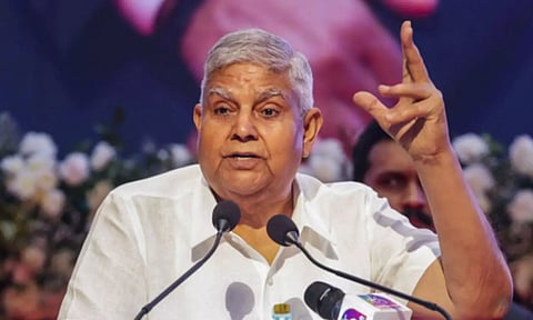 'சோசலிஸ்ட்', 'மதச்சார்பின்மை' வார்த்தைகளை அரசியலமைப்பு முகவுரையிலிருந்து நீக்க வேண்டும் - துணை ஜனாதிபதி