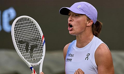 விம்பிள்டன் டென்னிஸ்: முதல் சுற்றில் ஸ்வியாடெக், சக்காரி வெற்றி