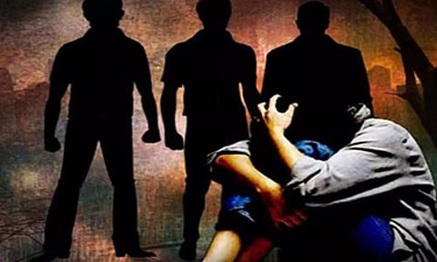 பாலியல் வன்கொடுமை வழக்கில் சாட்சியாக இருந்த 12 வயது சிறுமி கூட்டுப் பாலியல் வன்கொடுமை செய்யப்பட்டு கொலை