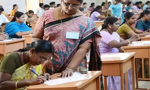 முதுநிலை ஆசிரியர் தேர்வு தள்ளிவைப்பு