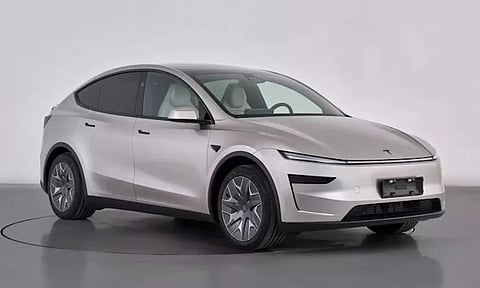 நீண்ட வீல்பேஸ், அதிக ரேஞ்ச்... வெளியீட்டுக்கு தயாராகும் புது டெஸ்லா கார்