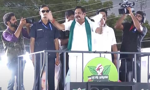 கதவை தட்டி தட்டி உறுப்பினர்களை சேர்க்கும் நிலைக்கு தள்ளப்பட்டுள்ளது திமுக: எடப்பாடி பழனிசாமி