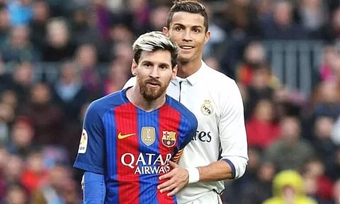 அதிக கோல்கள்: ரொனால்டோவை பின்னுக்குத் தள்ளி முதலிடத்திற்கு முன்னேறினார் மெஸ்ஸி