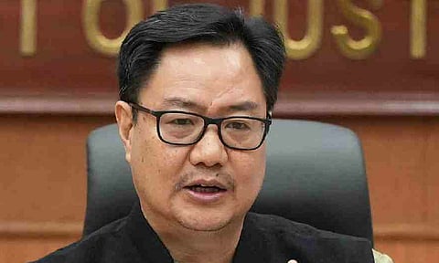 முஸ்லிம்களை வாக்கு வங்கியாகக் கருதும் காங்கிரஸ்: கிரண் ரிஜிஜு தாக்கு