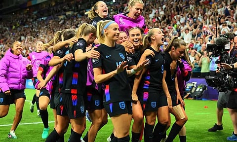 ஐரோப்பிய பெண்கள் கால்பந்து அரையிறுதி: இத்தாலியை வீழ்த்தி இறுதிப்போட்டிக்கு முன்னேறிய இங்கிலாந்து