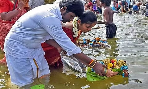 நதியை போற்றும் ஆடிப்பெருக்கு