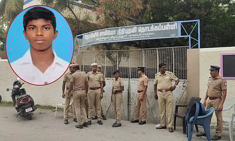 பள்ளி கிணற்றில் மாணவர் மர்ம சாவு- உடலை வாங்க 2-வது நாளாக பெற்றோர் மறுப்பு