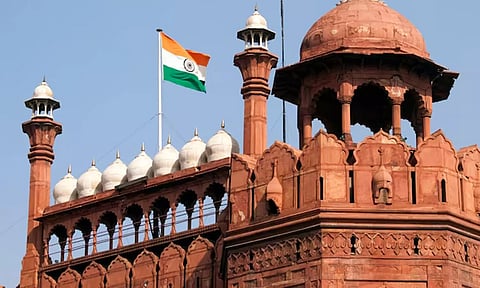 டெல்லி செங்கோட்டைக்குள் நுழைய முயற்சி- வங்கதேசத்தினர் 5 பேர் கைது