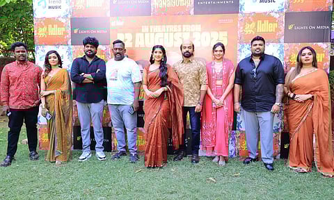 "சொட்ட சொட்ட நனையுது" இசை மற்றும் டிரெய்லர் வெளியீட்டு விழா !!