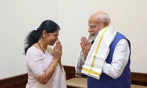 பிரதமர் மோடியை நேரில் சந்தித்து நன்றி தெரிவித்தார் திமுக எம்.பி. கனிமொழி