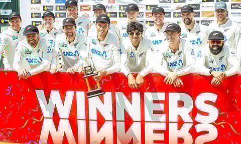 2-வது இன்னிங்சில் 117 ஆல் அவுட்.. ஜிம்பாப்வே அணியை ஒயிட்வாஷ் செய்தது நியூசிலாந்து