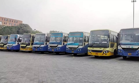 தொடர் விடுமுறையையொட்டி சிறப்பு பேருந்துகள் இயக்கப்படும் என அறிவிப்பு