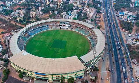 மகளிர் ஒருநாள் உலகக்கோப்பை: பெங்களூருவில் நடைபெற இருந்த ஆட்டங்கள் கடவுளின் தேசத்துக்கு மாற்றம்?