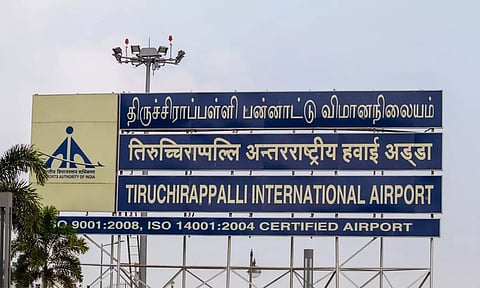 தொடர் விடுமுறை எதிரொலி- திருச்சியில் இருந்து சென்னை, பெங்களூரு, மும்பைக்கு விமான கட்டணம் உயர்வு