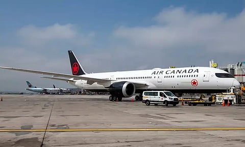 பணிப்பெண்கள் வேலை நிறுத்தம்: கனடாவில் 600 விமானங்கள் ரத்து