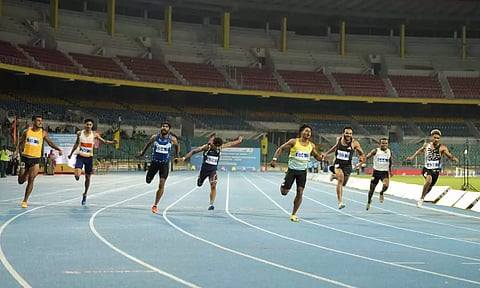 தேசிய சீனியர் தடகள போட்டி: தமிழக அணிக்கு முதல் நாளில் 7 பதக்கம்