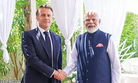 பிரான்ஸ் அதிபருடன் பிரதமர் மோடி தொலைபேசியில் கலந்துரையாடல்