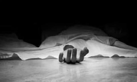 கிரிக்கெட் பேட்டுக்காக நடந்த கொடூரம்: 10 வயது சிறுமியை 21 முறை கத்தியால் குத்தி கொலை செய்த சிறுவன்