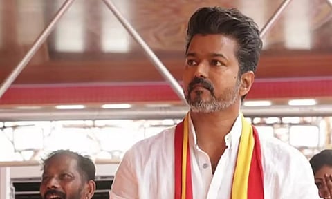 த.வெ.க. மாநாட்டிற்கு சென்ற 3 தொண்டர்கள் உயிரிழப்பு - விஜய் இரங்கல்
