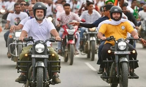 வாக்காளர் உரிமை யாத்திரை: புல்லெட் பைக்கில் பேரணி சென்ற ராகுல் - தேஜஸ்வி - வீடியோ