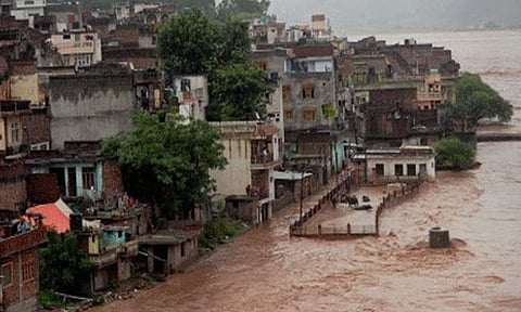பாகிஸ்தானில் பெருவெள்ளம் ஏற்படும் அபாயம் - மனிதாபிமான அடிப்படையில் எச்சரித்த இந்தியா