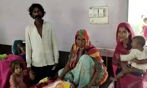 பிள்ளைகளுக்கு திருமணம் ஆன நிலையிலும் 17-வது குழந்தையை பெற்றெடுத்த 55 வயது பெண்