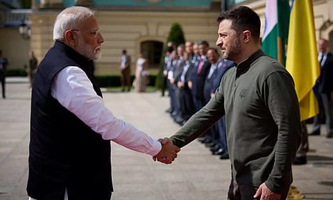 உக்ரைன் அதிபருடன் தொலைபேசியில் உரையாடிய பிரதமர் மோடி