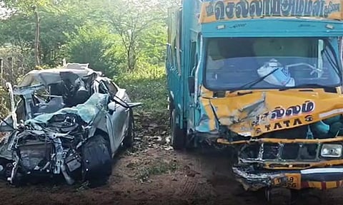 பரமக்குடி அருகே விபத்து: ஒரே குடும்பத்தை சேர்ந்த 3 பேர் உட்பட 4 பேர் உயிரிழப்பு