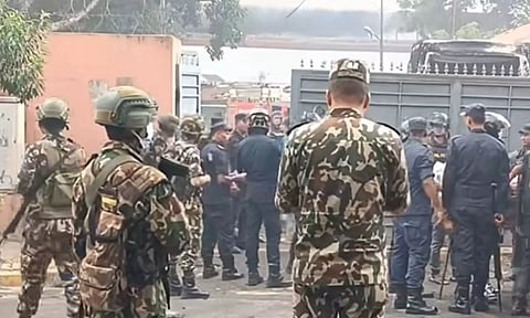 கலவரம் எதிரொலி: நேபாள சிறைகளில் இருந்து எஸ்கேப் ஆன 7,000 கைதிகள்