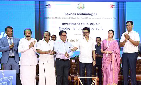 ஓசூரில் முதலீட்டாளர்கள் மாநாடு: ரூ.24,307 கோடியில் புரிந்துணர்வு ஒப்பந்தம் முதலமைச்சர் முன்னிலையில் கையெழுத்து