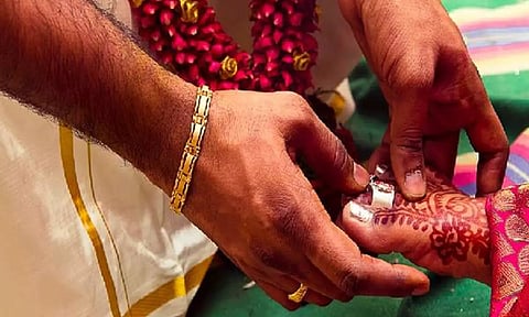 மெட்டி அணிவதால் இத்தனை நன்மைகளா?