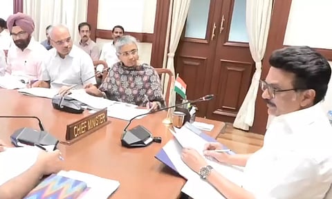 உங்களுடன் ஸ்டாலின் திட்டம்- அதிகாரிகளுக்கு முதலமைச்சர் அறிவுறுத்தல்