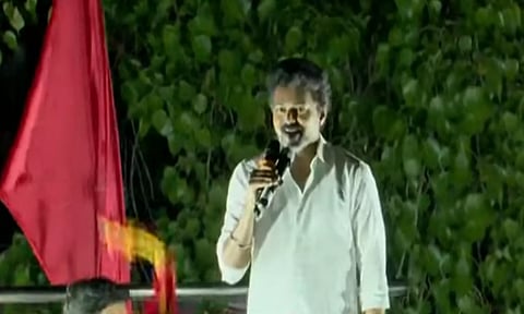 வாக்குறுதிகளை எல்லாம் நிறைவேற்றிட்டோம்-னு மனசாட்சியே இல்லாம கதை விடுகிறீர்களே My Dear CM Sir..!- விஜய்