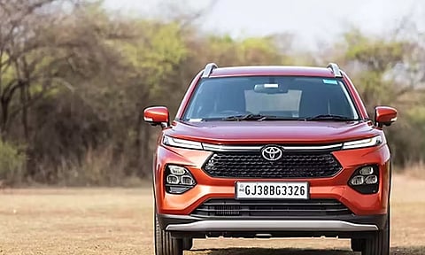 முழுசா ரூ. 1 லட்சம்... டொயோட்டாவின் வேற லெவல் அறிவிப்பு