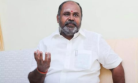 செல்லாக் காசுகளின் ஒற்றுமை கோஷத்தால் அ.தி.மு.க.வுக்கு எந்த பின்னடைவும் இல்லை- ஆர்.பி.உதயகுமார்