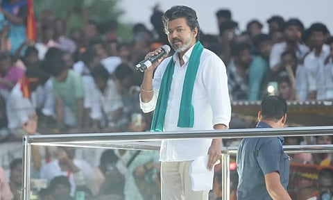 40க்கு 40 என்றால் உங்களுக்கு அது வெற்றி.. விவசாயிகளுக்கு தி.மு.க. அடித்த கமிஷன்- விஜய் தாக்கு