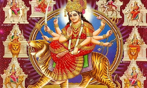 நவராத்திரியை கொண்டாடும் போற்றி பாடல்கள்- முதல் நாள் இன்று..!