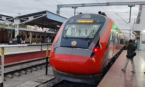 நெல்லை-சென்னை வந்தே பாரத் ரெயில் 20 பெட்டிகளுடன் இன்று முதல் இயக்கம்: 1,440 பேர் பயணிக்கலாம்