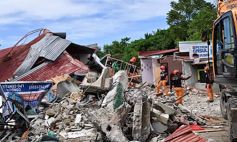 பிலிப்பைன்சில் சக்திவாய்ந்த நிலநடுக்கம் - உயிரிழந்தோர் எண்ணிக்கை 69 ஆக உயர்வு