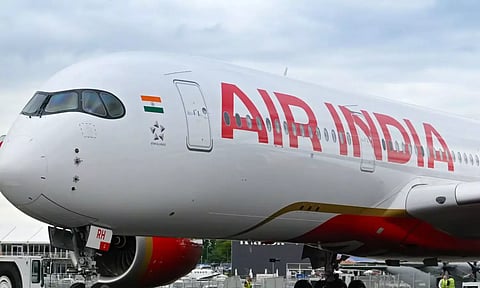 தரையிறங்கும்போது தொழில்நுட்ப கோளாறு.. இங்கிலாந்து சென்ற ஏர் இந்தியா விமானத்தின் திக் திக் நொடிகள்