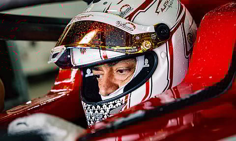 ஸ்பெயினில் மஹிந்திரா Formula E ஜெனரல் 2 காரை ஓட்டி சோதித்து பார்த்த அஜித் குமார்