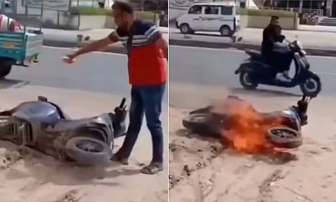 VIDEO: அடிக்கடி பழுதான ஓலா ஸ்கூட்டரை ஷோரூம் வாசலிலேயே தீ வைத்து கொளுத்திய நபர்