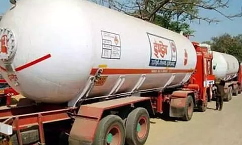 5-வது நாளாக தொடரும் கியாஸ் டேங்கர் லாரிகள் வேலைநிறுத்தம்