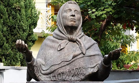 2026-இல் உலகப் பொருளாதாரம் சரியும்.. 3-ஆம் உலகப் போர் மூளும் - பாபா வாங்கா தீர்க்கதரிசனம்!