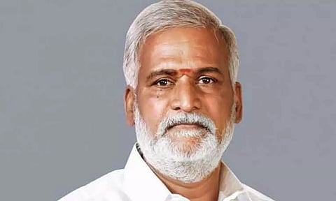 திருவண்ணாமலை கோவிலில் தங்கும் விடுதி, குடிநீர், கழிப்பிட வசதி பணிகள் நடக்கிறது- அமைச்சர் தகவல்