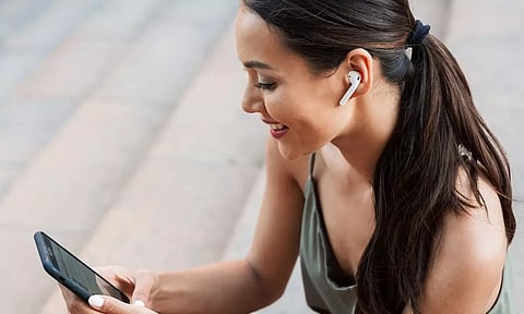 'இயர்போன்' பயன்பாடு பலமடங்கு அதிகரிப்பு - காதுகளை பாதிக்கும் என நிபுணர்கள் எச்சரிக்கை