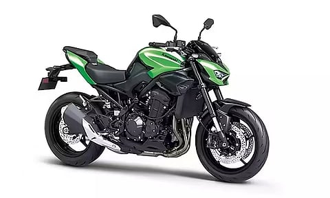 ரூ. 9.99 லட்சத்தில் 2026 Z900... சம்பவம் செய்த கவாசகி..!