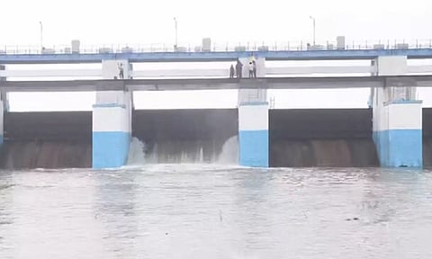 தொடர் மழை... செம்பரம்பாக்கம் ஏரிக்கு நீர்வரத்து அதிகரிப்பு
