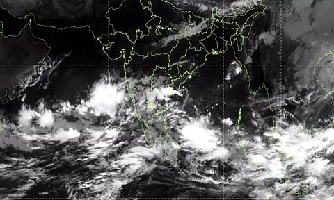 வங்கக்கடலில் நிலை கொண்டிருந்த ஆழ்ந்த காற்றழுத்த தாழ்வு பகுதி வலுவிழந்தது