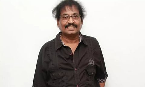 பிரபல இசையமைப்பாளர் சபேஷ் காலமானார்